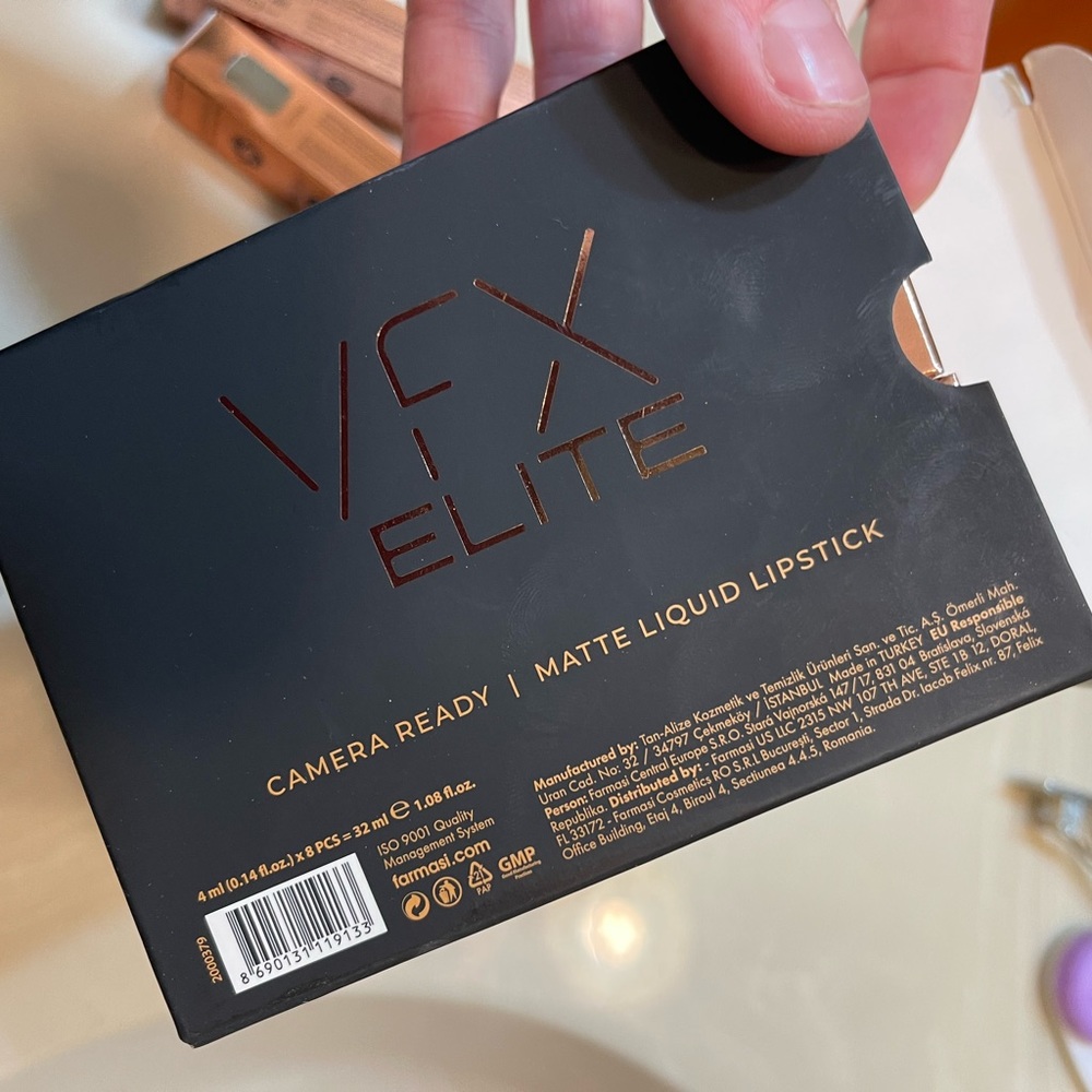 Farmasi VFX Elite liquid matte lipstick